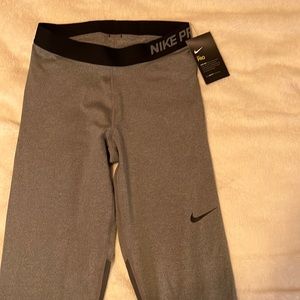NIKE PRO WORKOUT LEGGINGS